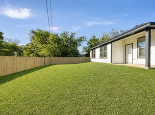 108 N Couch St, Italy, TX 76651