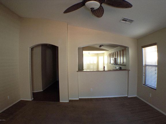 4th image of 25788 W Elwood St