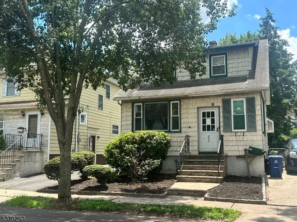 202 Fitzpatrick St, Hillside Twp., NJ 07205