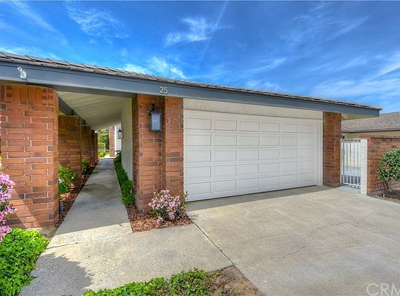 2nd image of 25 Beachcomber Dr