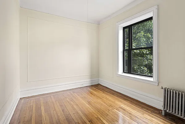 Rented by Compass | media 9