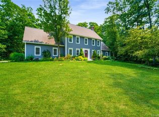 141 Edstrom Rd, Marlborough, CT 06447