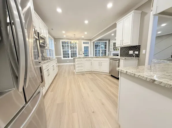 2519 Harlington Ln, Charlotte, NC 28270