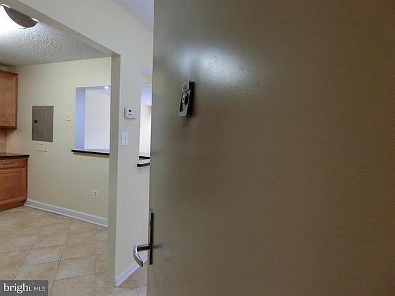 4th image of 200 N Pickett St APT 602