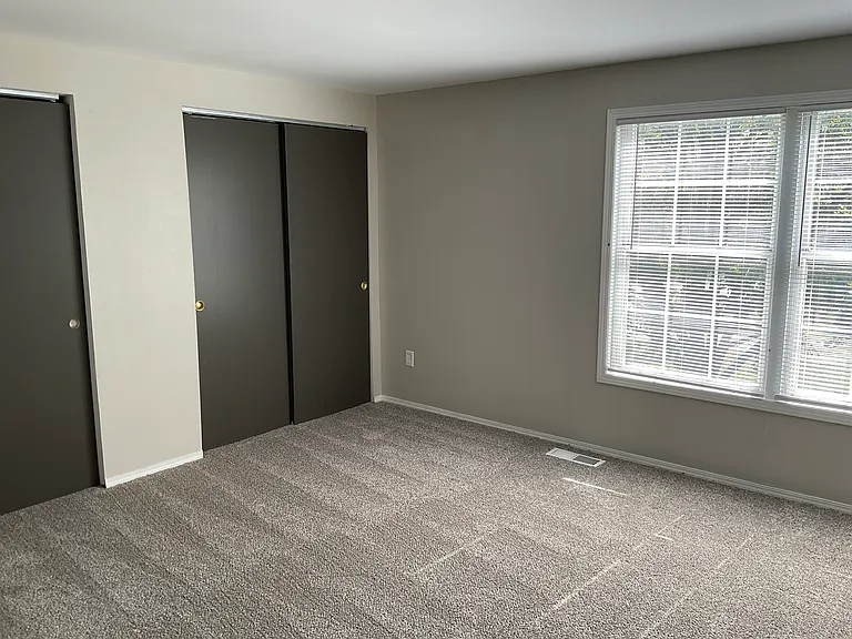 378 Cottonwood Ct — Photo 8