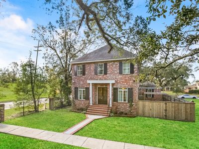 101 Bourgeois Ct, Harahan, LA, 70123