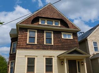 11 8th Ave, Carbondale, PA