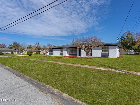 2nd image of 7807 MENDOZA Drive