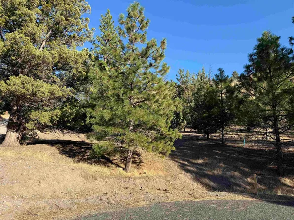 4 Tennis Ct Lot 60, Weed, CA 96094
