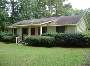 1050 Waverly Rd, Pawleys Island, SC 29585