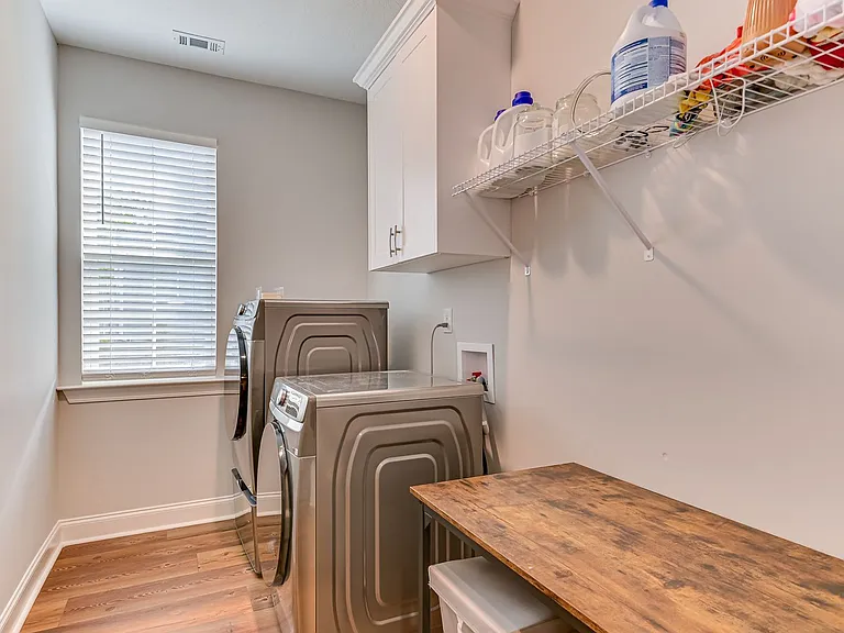 1213 Elbron Dr — Photo 40