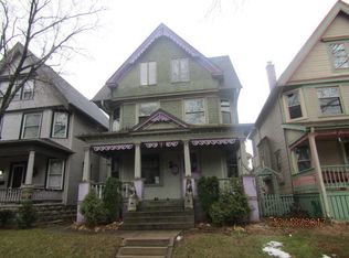 1905 E Webster Pl, Milwaukee, WI 53211