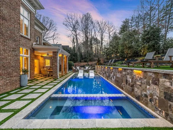 1450 Northwold Dr, Sandy Springs, GA 30350