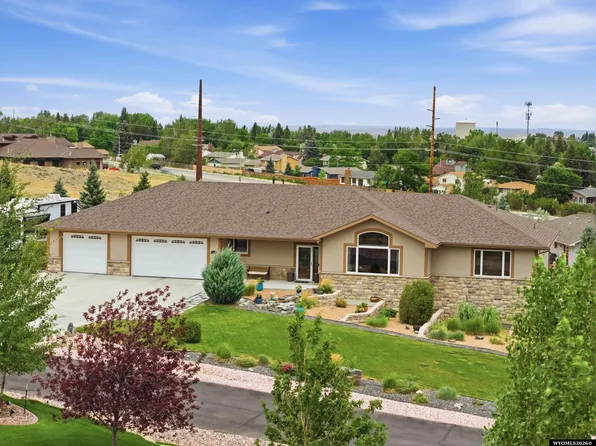 4820 Valley Rd, Casper, WY 82604