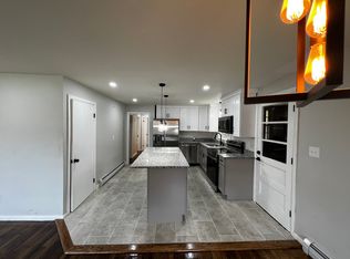 388 Burncoat St, Worcester, MA 01606