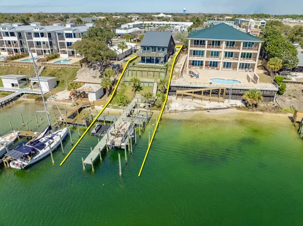 722 Harbor Blvd, Destin, FL 32541