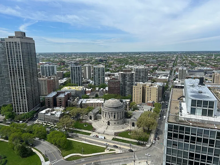 2800 N Lake Shore Dr #3814-3816 — Photo 42