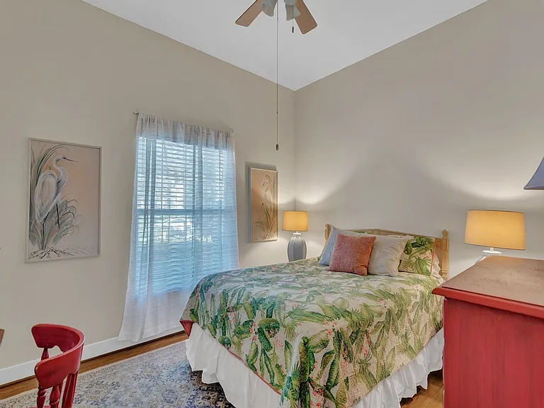 2225 Seaside St — Photo 19