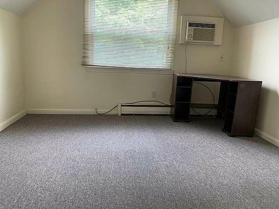 2nd image of 6215 Dieterle Cres