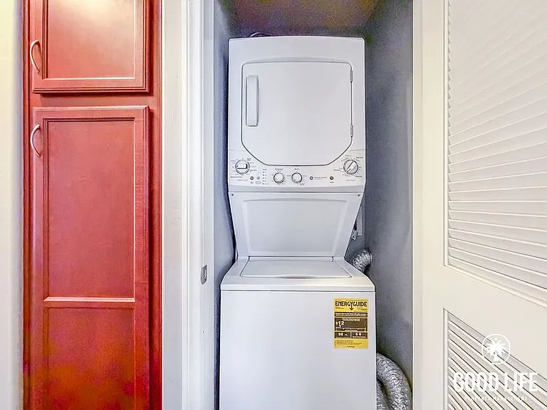 5252 Balboa Arms Dr #222 — Photo 10