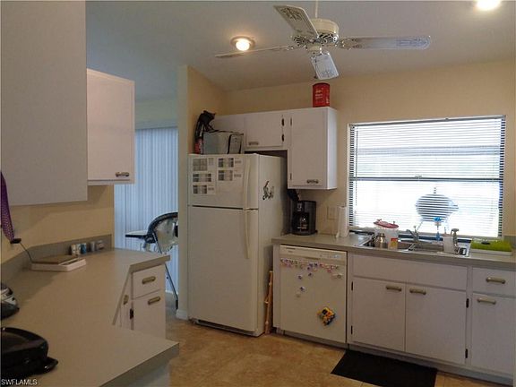 3rd image of 242 SW 44th St
