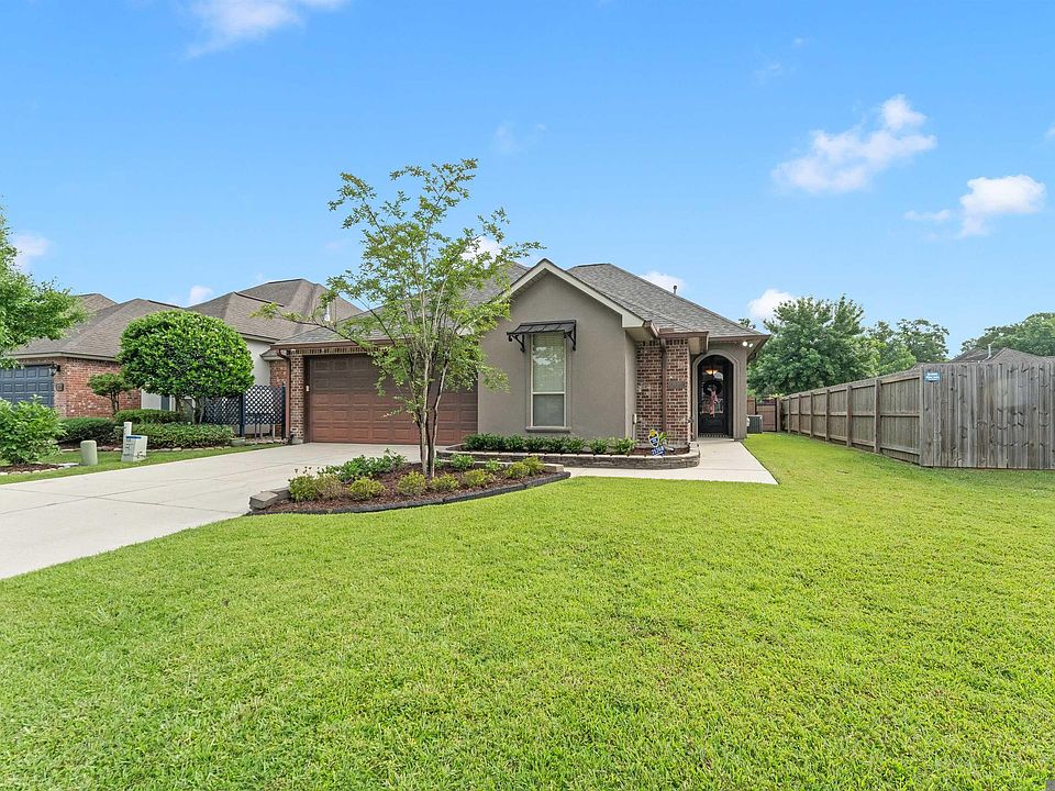 1st image of 25368 Lake George Dr