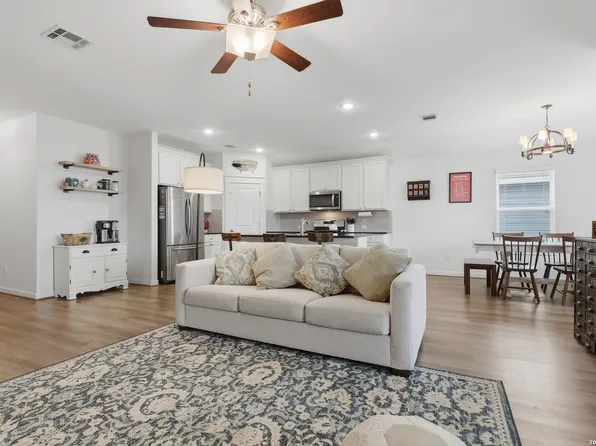 10526 Francisco Way, Converse, TX 78109
