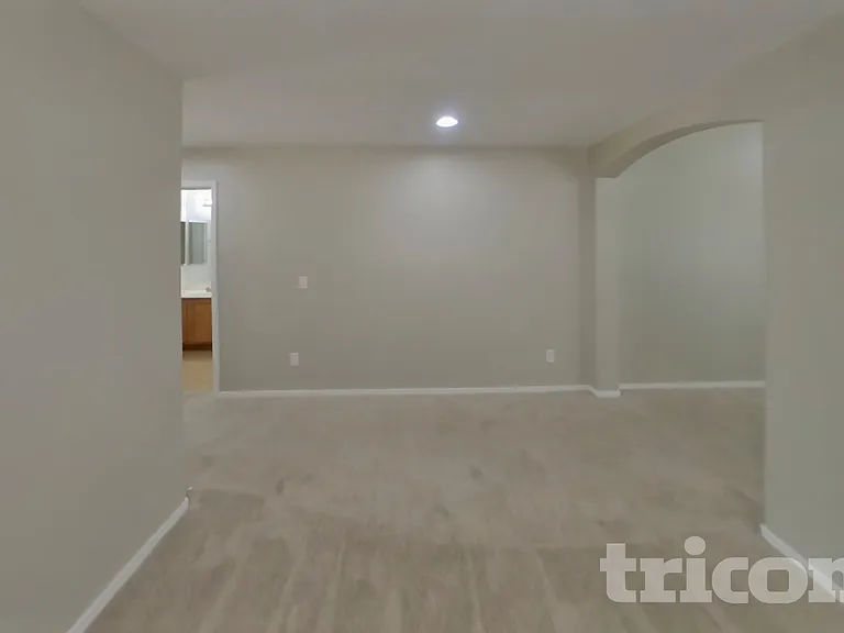 7213 W Pioneer St — Photo 5