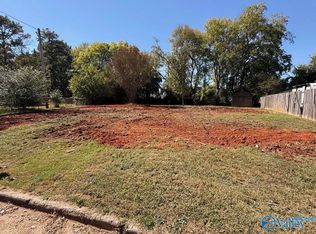 2940 Lynnwood Cir SW, Decatur, AL 35603
