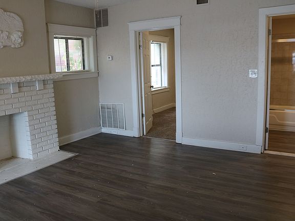 3rd image of 4111-4113 Walnut St #5