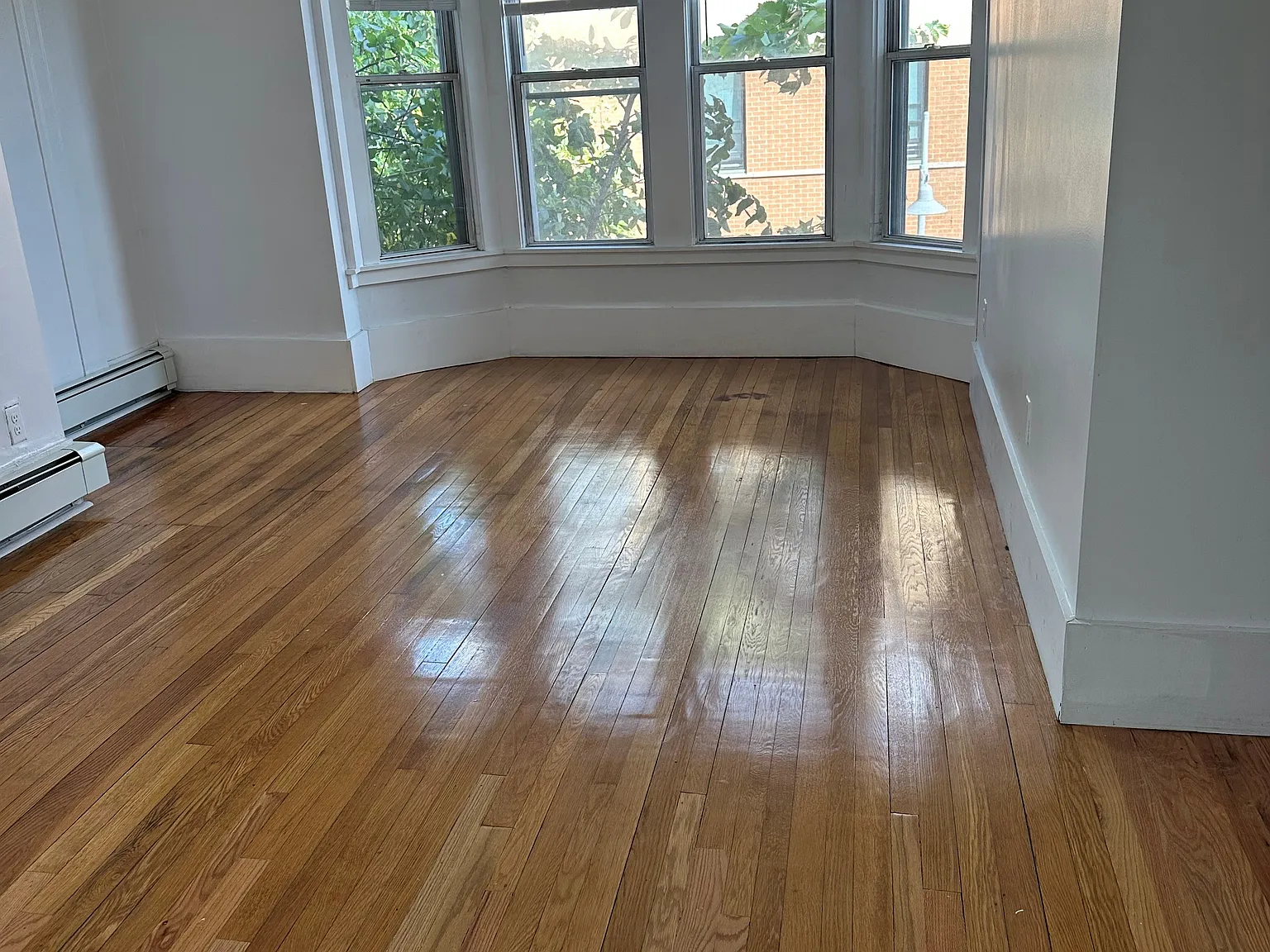 1 bed, $2,381 — Photo 1
