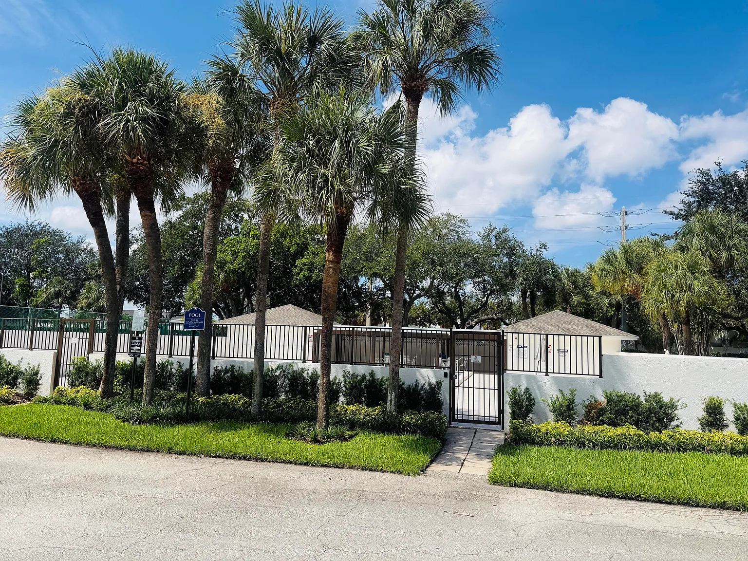 2 bed, 2.0 bath, 873 sqft, $2,550 — Photo 3