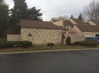23145 Farmington Rd #1, Farmington, MI 48336
