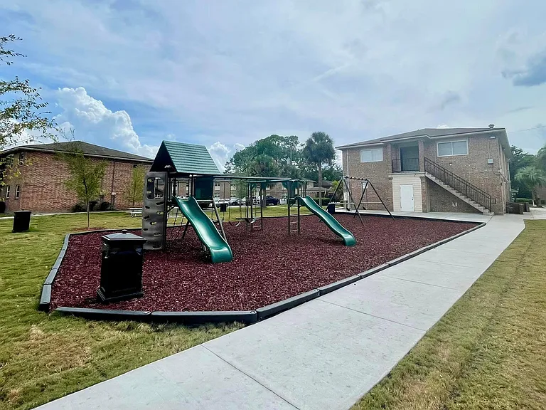 Concord Crossing Apartments — Photo 27
