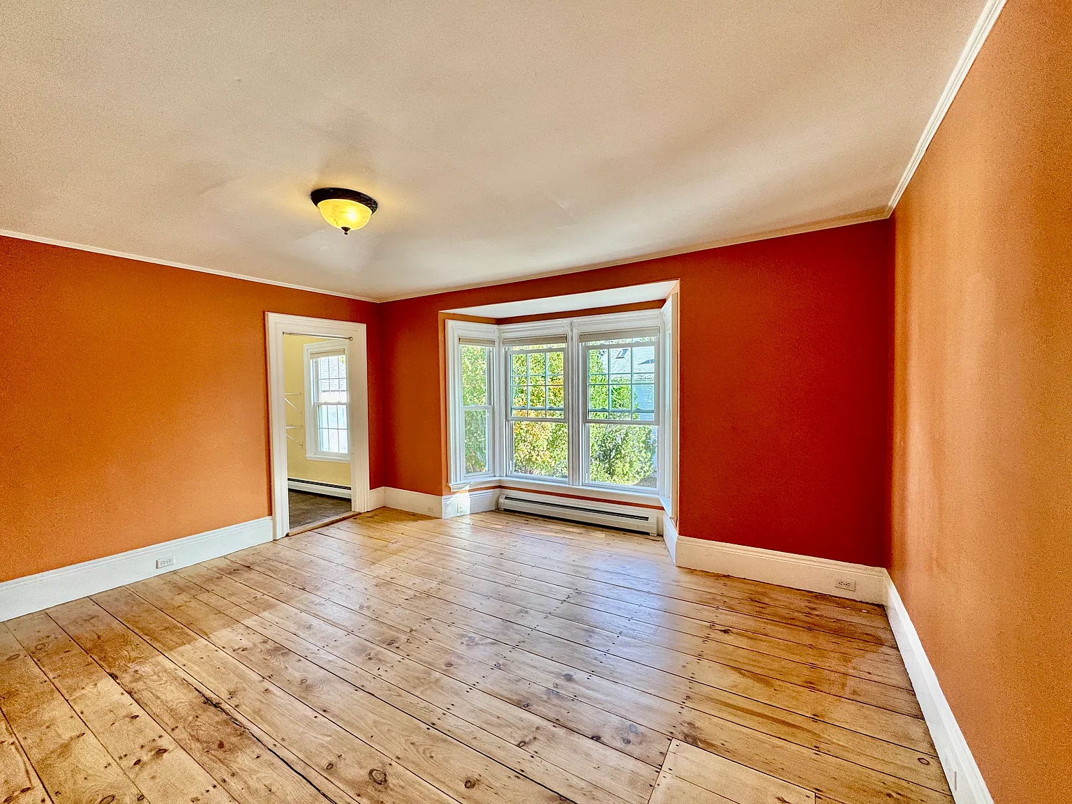 3 bed, $1,700 — Photo 4