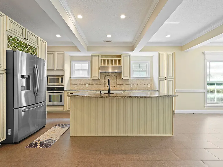 275 James Dunham Pkwy — Photo 16