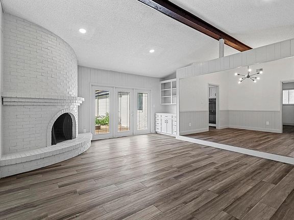 5th image of 2404 Kentfield Ln