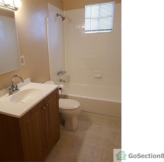 2nd image of 2712 73rd Ave