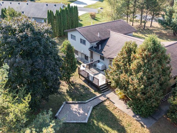 4040 Lindstrom Ln, Stevens Point, WI 54482