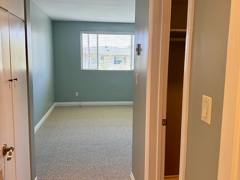 entrance to bedroom