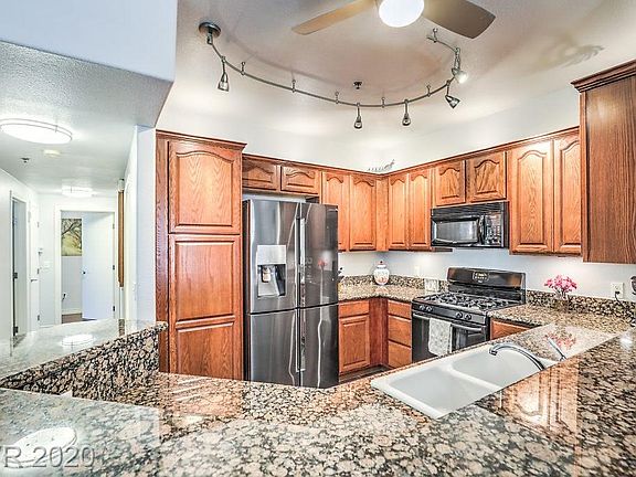 3rd image of 691 Bay View Dr #0