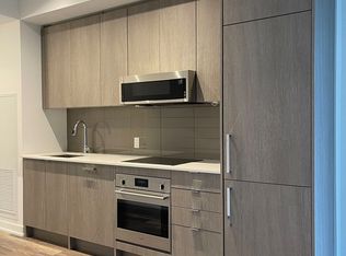 250 Lawrence Ave W #218, Toronto, ON M5M 1B2