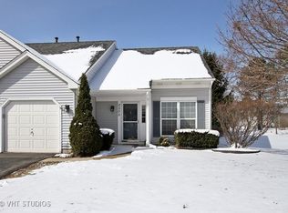 2507 Applewood Ln, Woodstock, IL 60098
