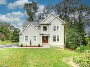 4 Minor Ct, Denville Twp., NJ 07834