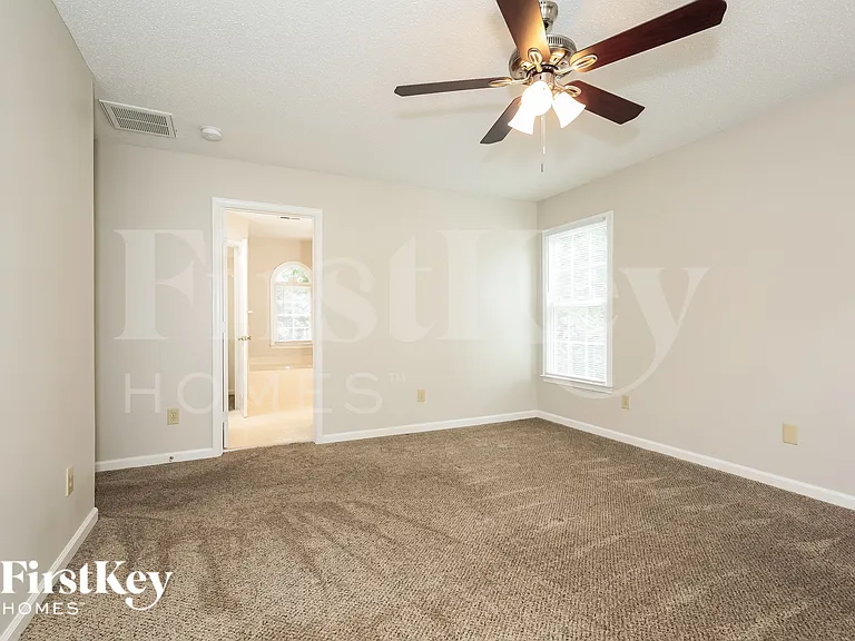 5017 Windermere Dr — Photo 10