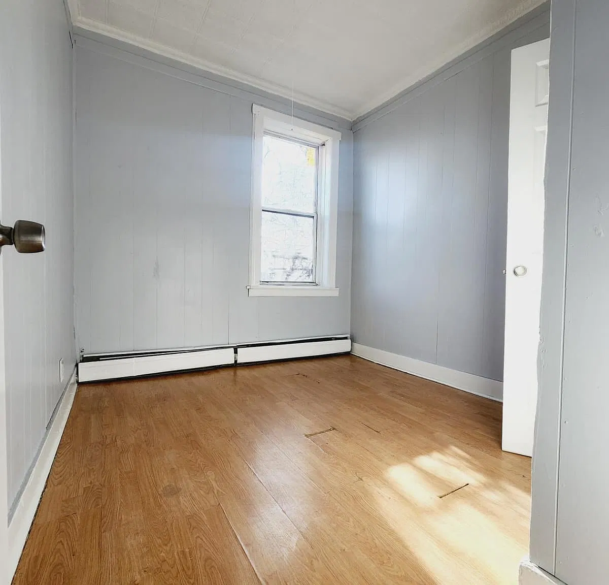 3 bed, $2,200 — Photo 2