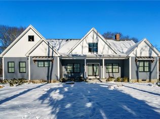 1241 Saugatucket Rd, South Kingstown, RI 02879