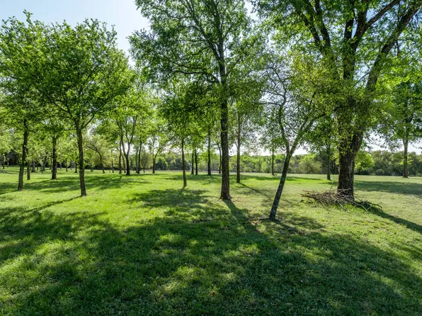 1629 White Bluff Dr, Whitney, TX 76692