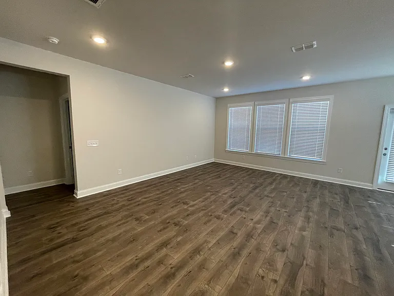 226 Bering Ln — Photo 13