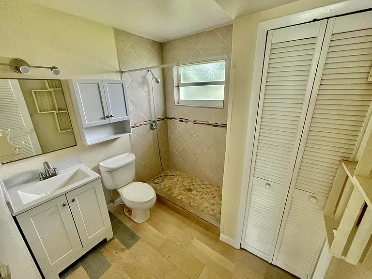 306 Johnson Ave #7 — Photo 7